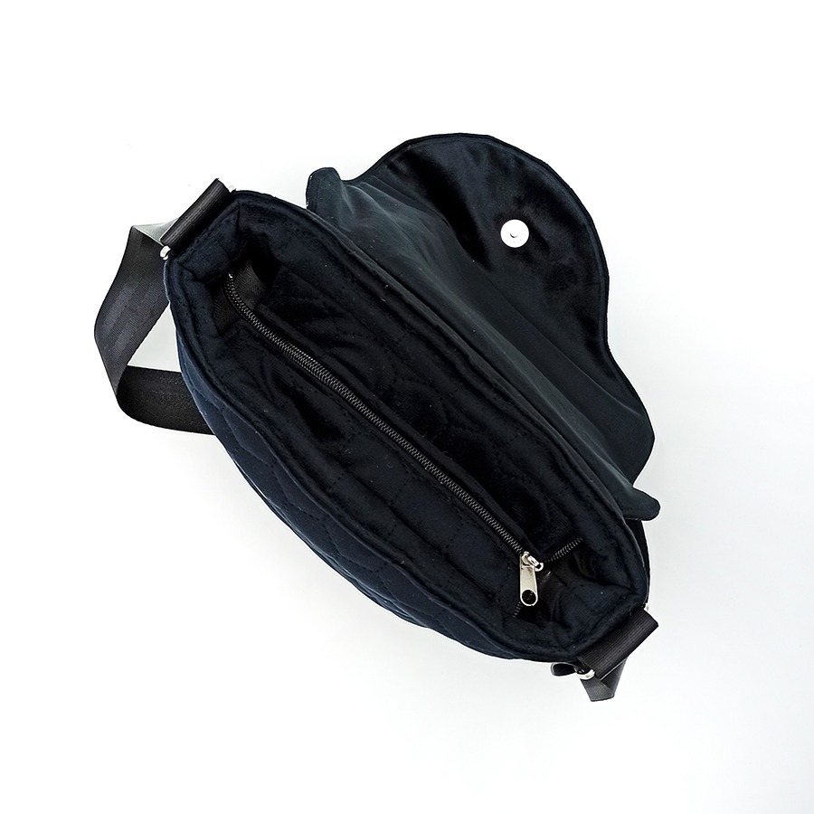 Torba listonoszka – czerń z kwiatami V2 - obrazek 3