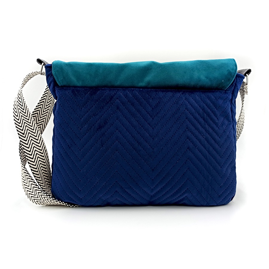 Torba listonoszka duża – granat z leśnym pejzażem i szopem - obrazek 2