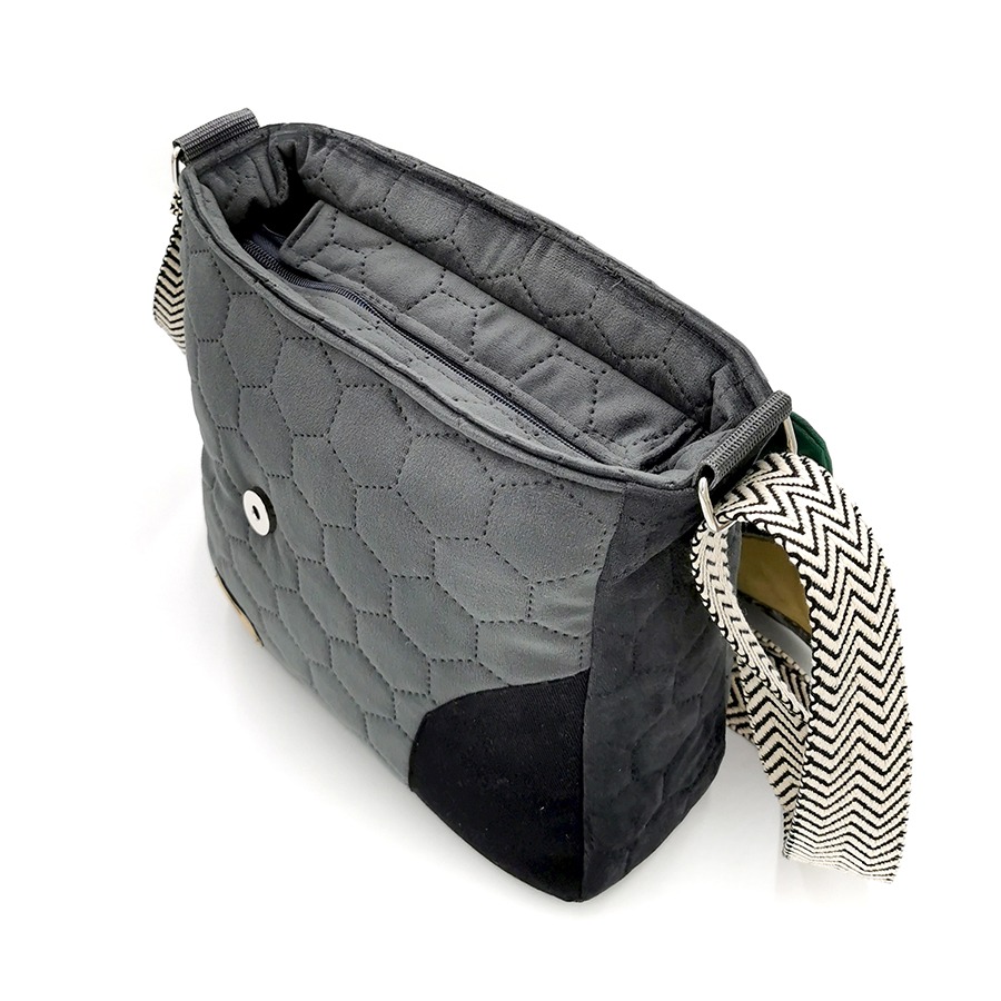 Torba listonoszka – grafit z leśnym pejzażem - obrazek 4