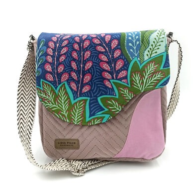 Torba listonoszka – róż z niebieskimi liśćmi V4