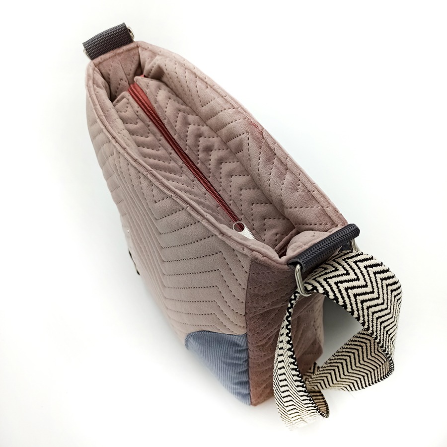 Torba listonoszka – róż z szarym pejzażem - obrazek 4