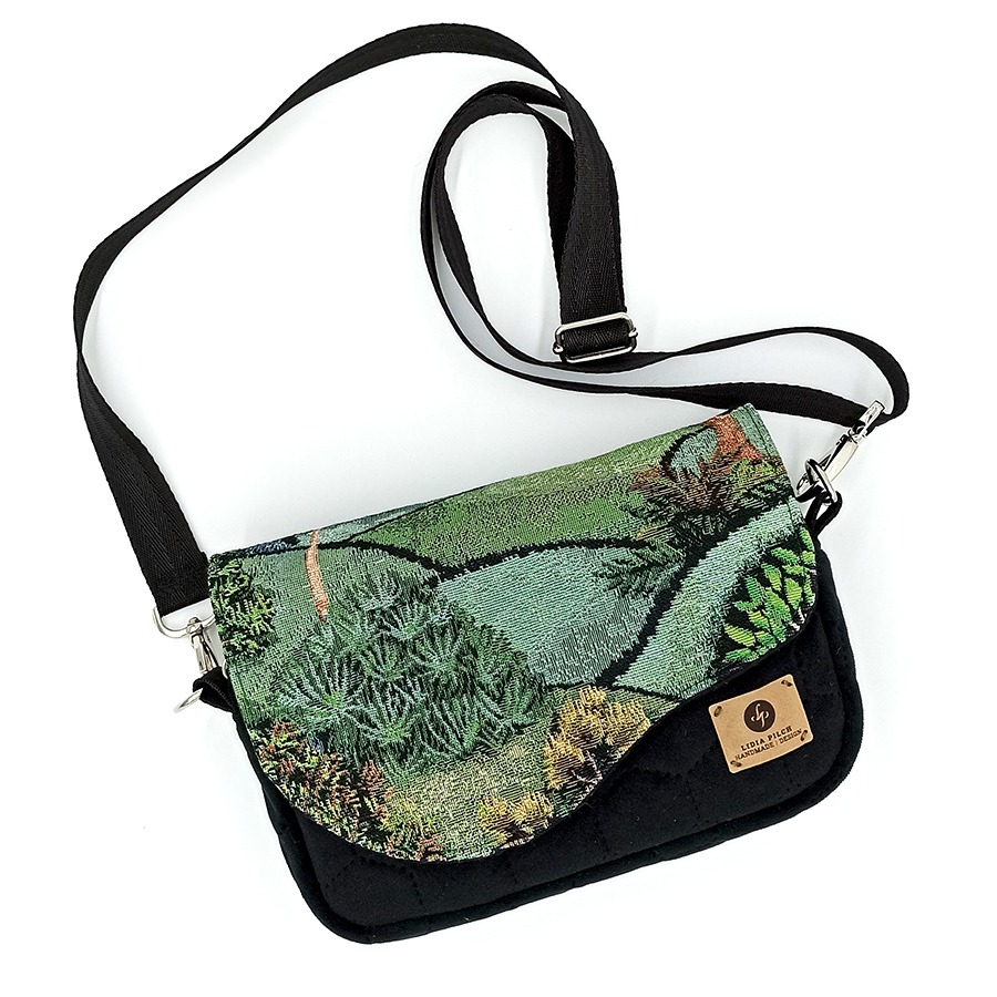 Torebka mała – czarny z zielonym pejzażem - obrazek 2