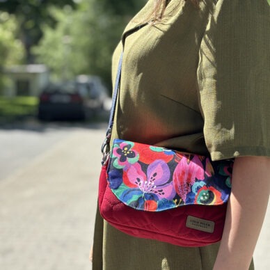 Torebka mała – czerwona abstrakcja