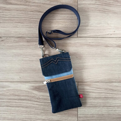 Torebka mini na telefon - kompozycja z jeansu V1