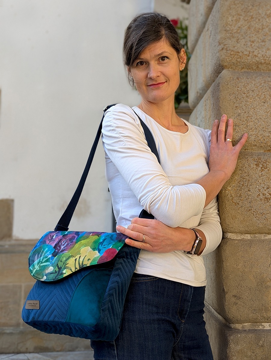 Torba listonoszka – niebieski z malowanym lasem - obrazek 5