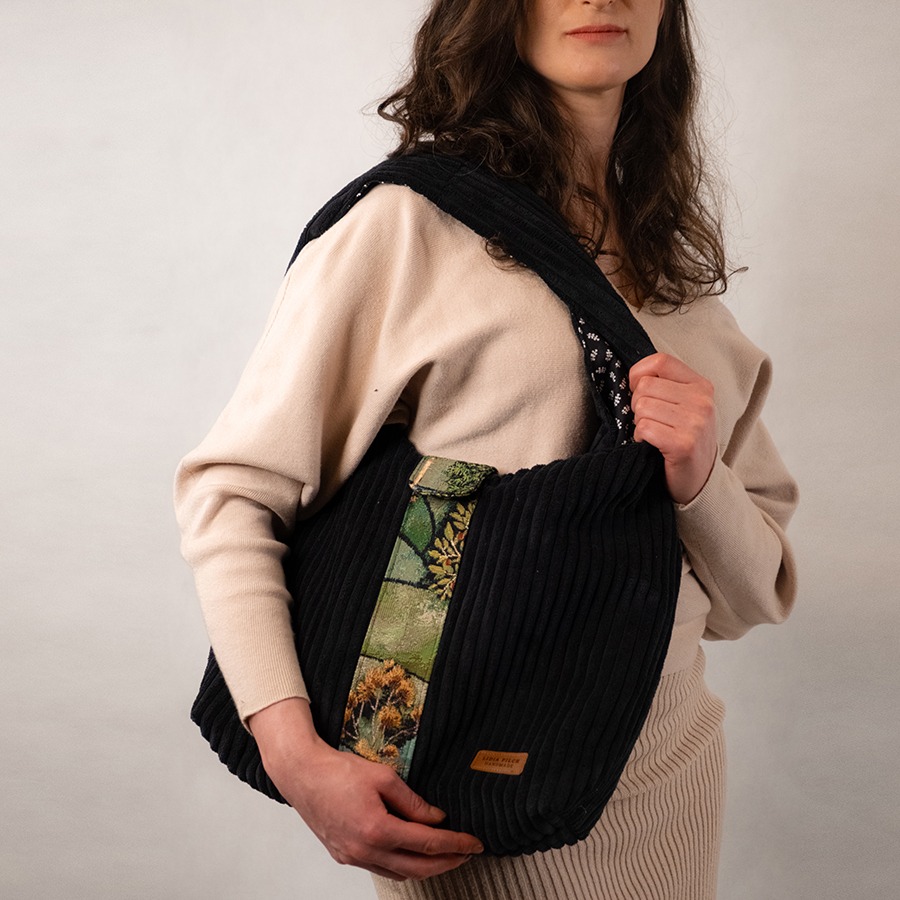 Torba na ramię - czarny sztruks z gobelinem