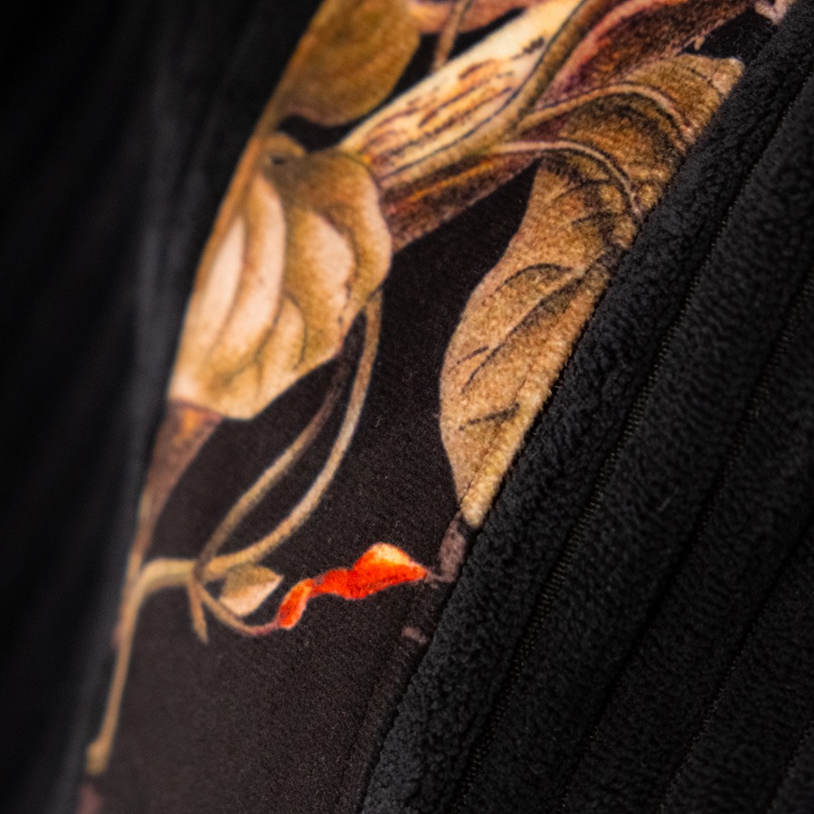 Torba na ramię - czarna z motywem roślinnym - obrazek 8