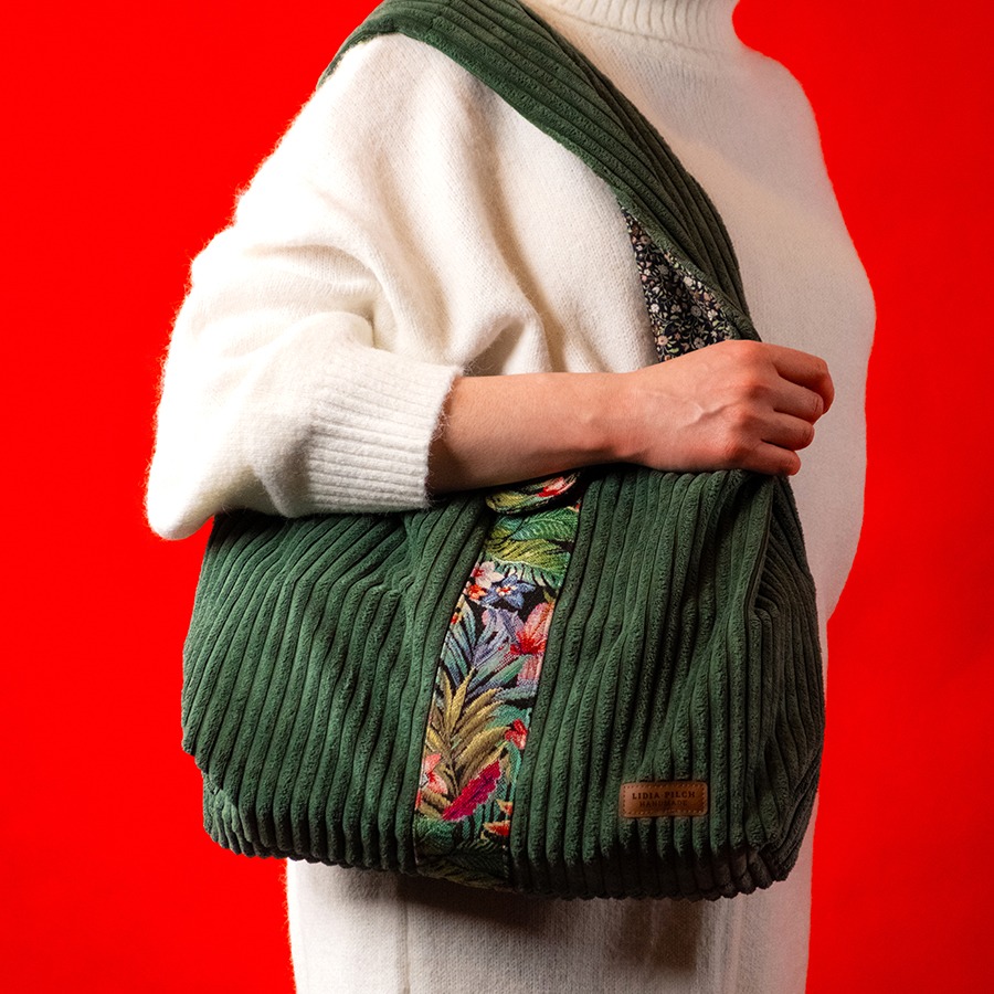 Torba na ramię - zielony sztruks z fantazyjnym motywem - obrazek 3
