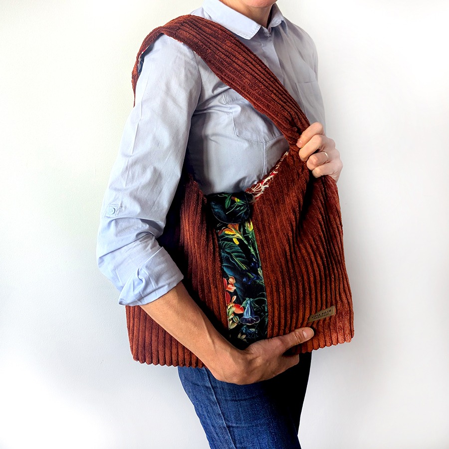 Torba na ramię - ruda z ciemnym motywem - obrazek 9