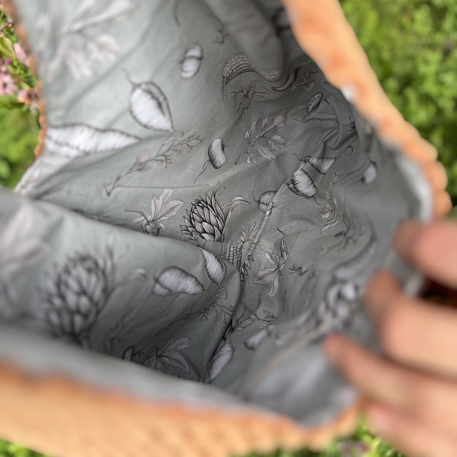 Torba na ramię - brzoskwiniowa z kwiatami - obrazek 5