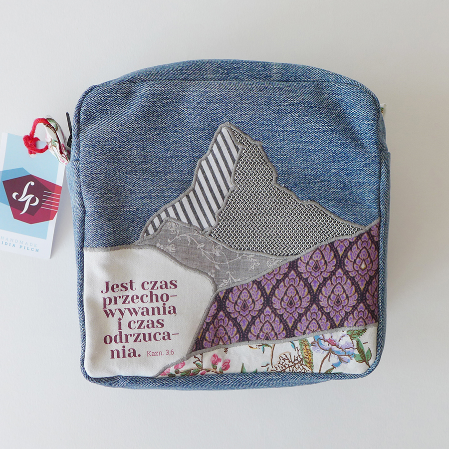 Kosmetyczka mała z aplikacją - góra - obrazek 3