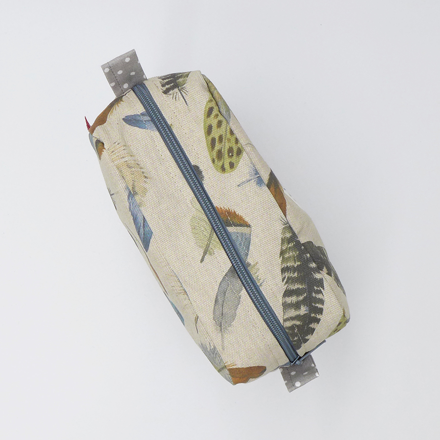 Kosmetyczka mała - pióra - obrazek 4