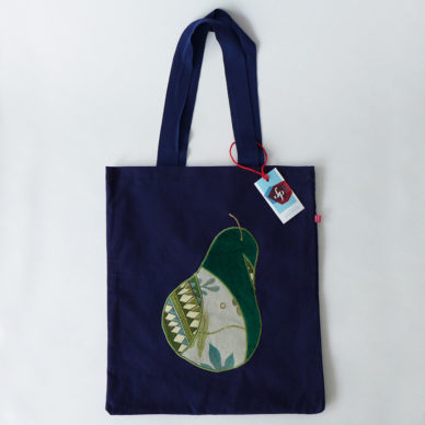 Torba z haftem i aplikacją – gruszka